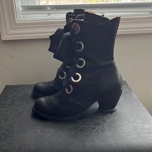 Fluevog Gladstone boots size 6.5